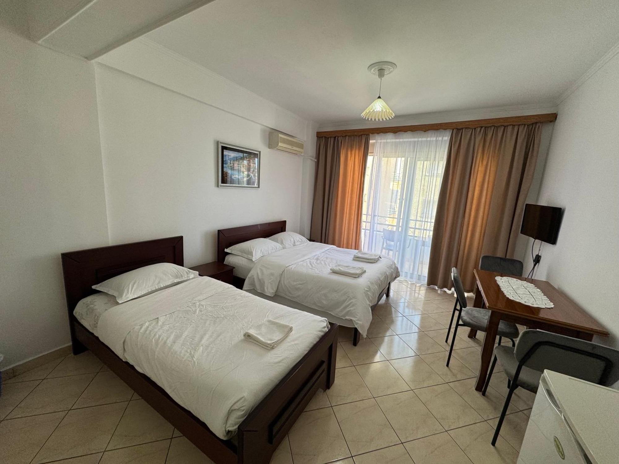 Comfort Apartments Promenade Sarande Exterior photo